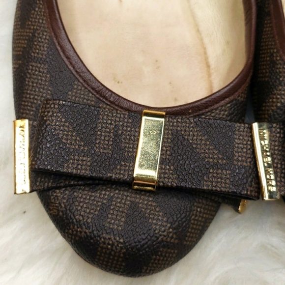Michael Kors Brown Monogram Logo Bow Flats Size 10 - Picture 3 of 11